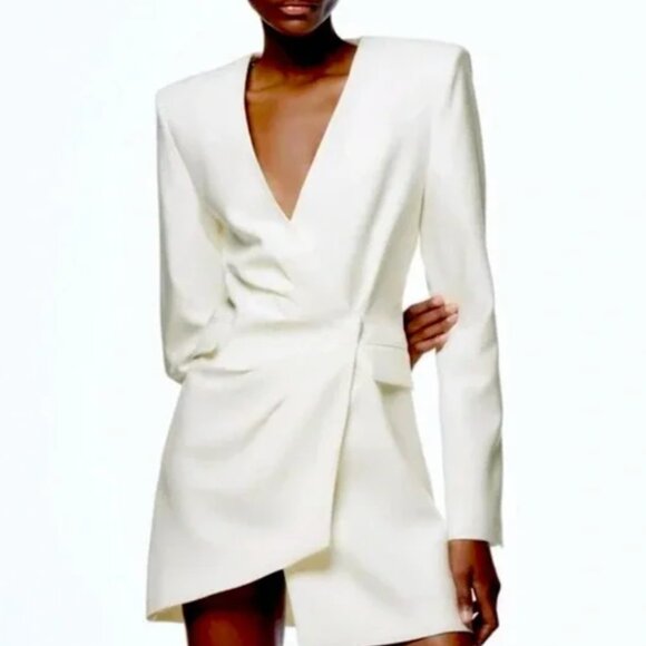 ZARA | LIKE NEW | Ecru blazer dress | White Ivory | SIZE Medium | BLOGGER FAVE - Picture 10 of 10
